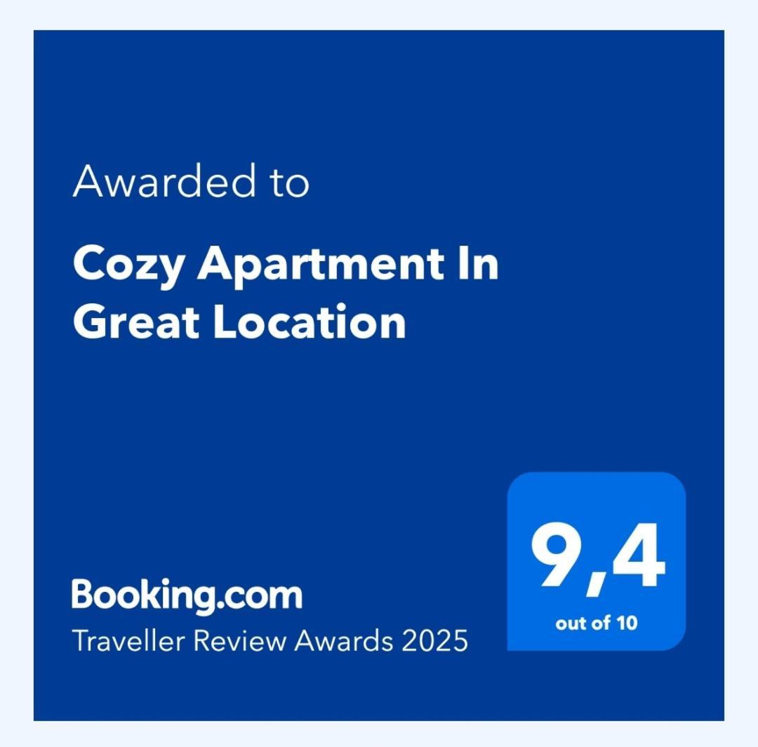 Сozy Apartment In Great Location Riga Esterno foto
